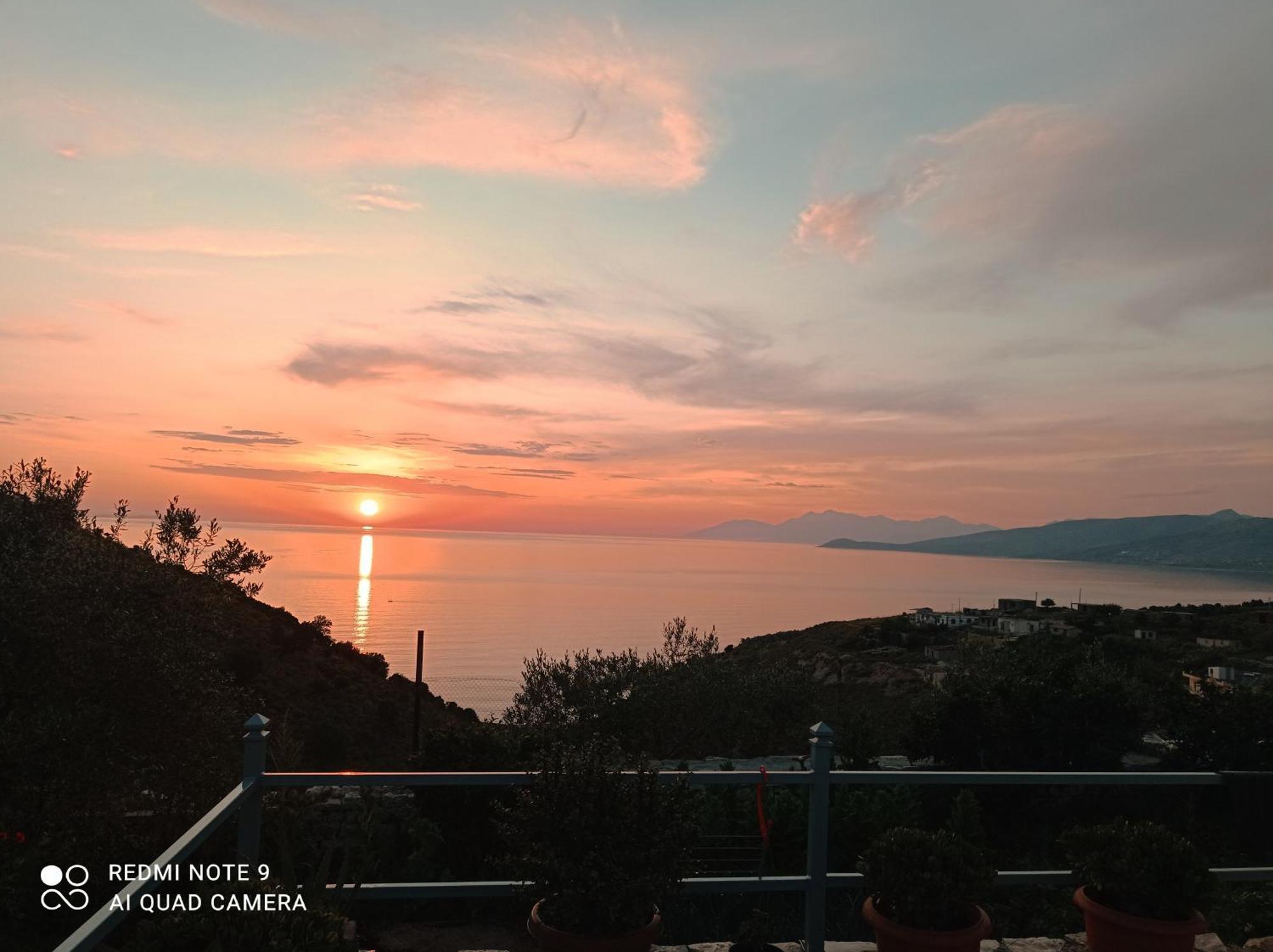 Amar Seaside Apartment Ksamil Luaran gambar