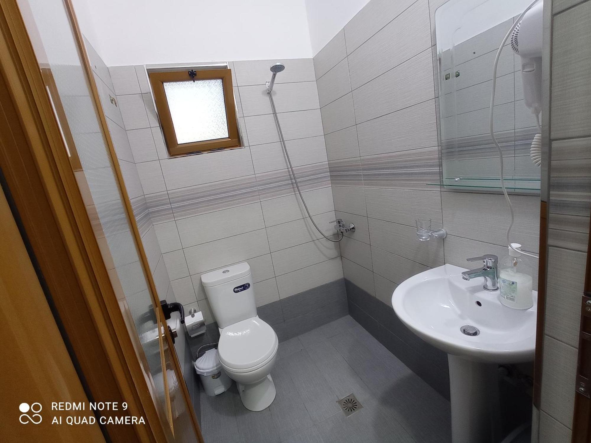Amar Seaside Apartment Ksamil Luaran gambar