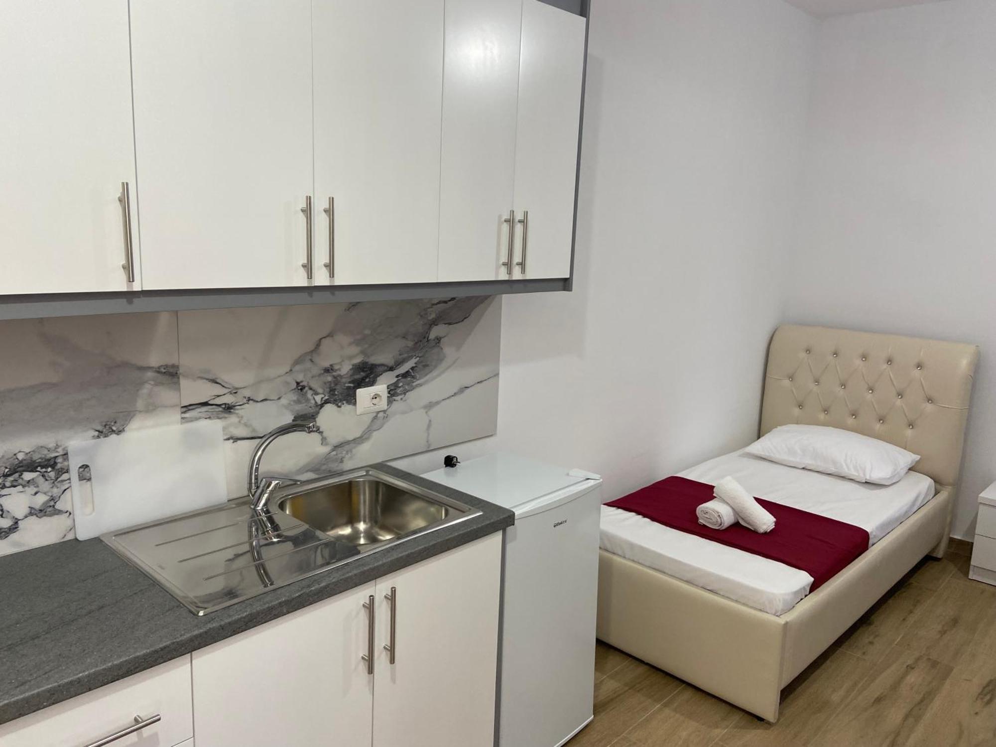 Amar Seaside Apartment Ksamil Luaran gambar